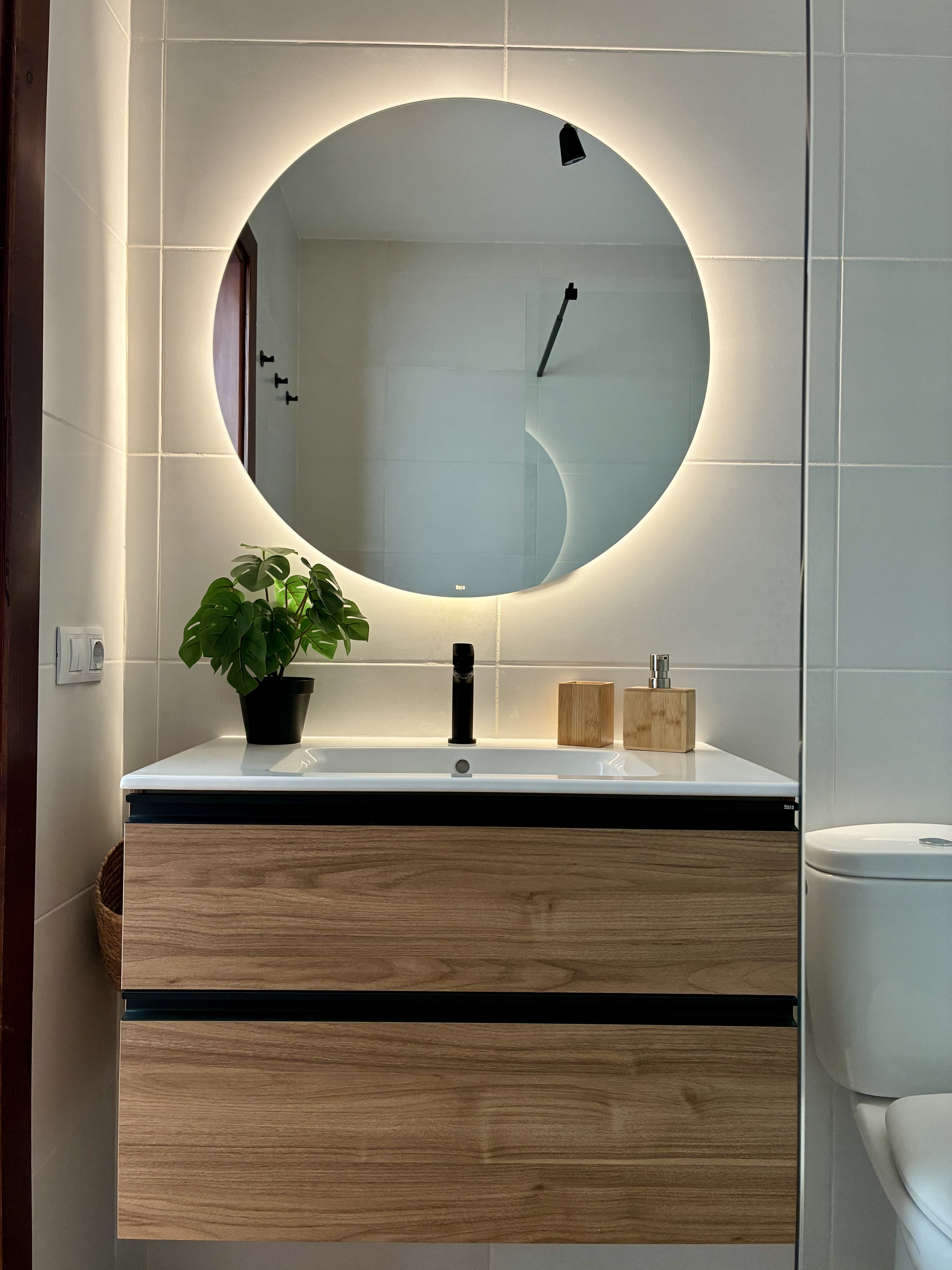 Bluebird Home bathroom